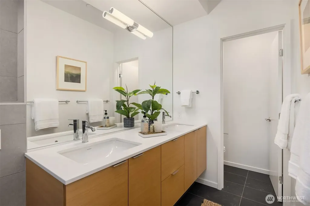 226 Canopy Path NW Bainbridge Island WA 98110