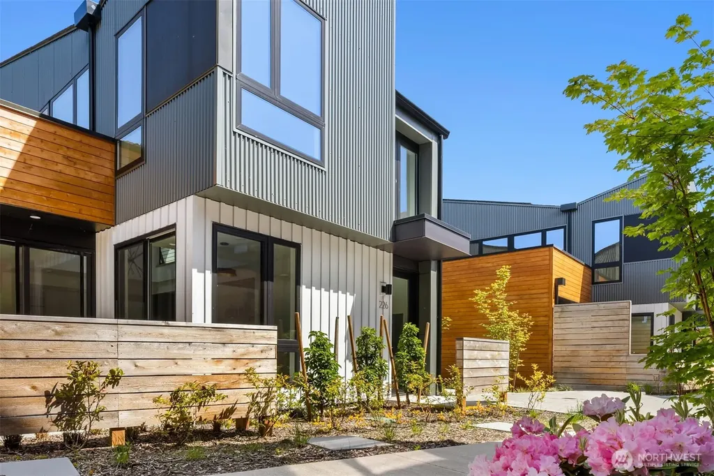 226 Canopy Path NW Bainbridge Island WA 98110