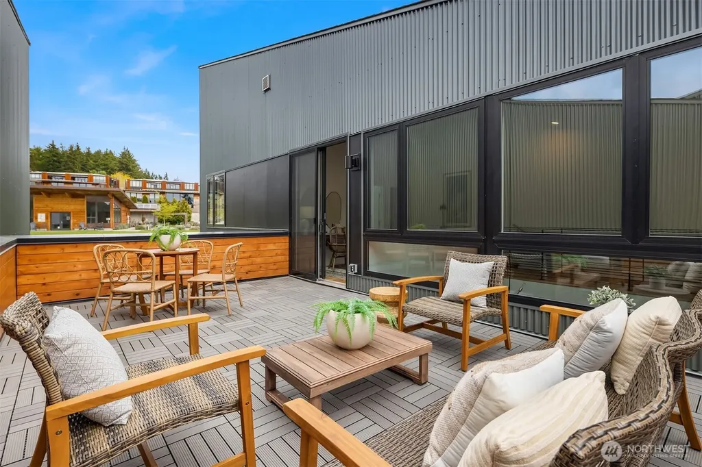 226 Canopy Path NW Bainbridge Island WA 98110