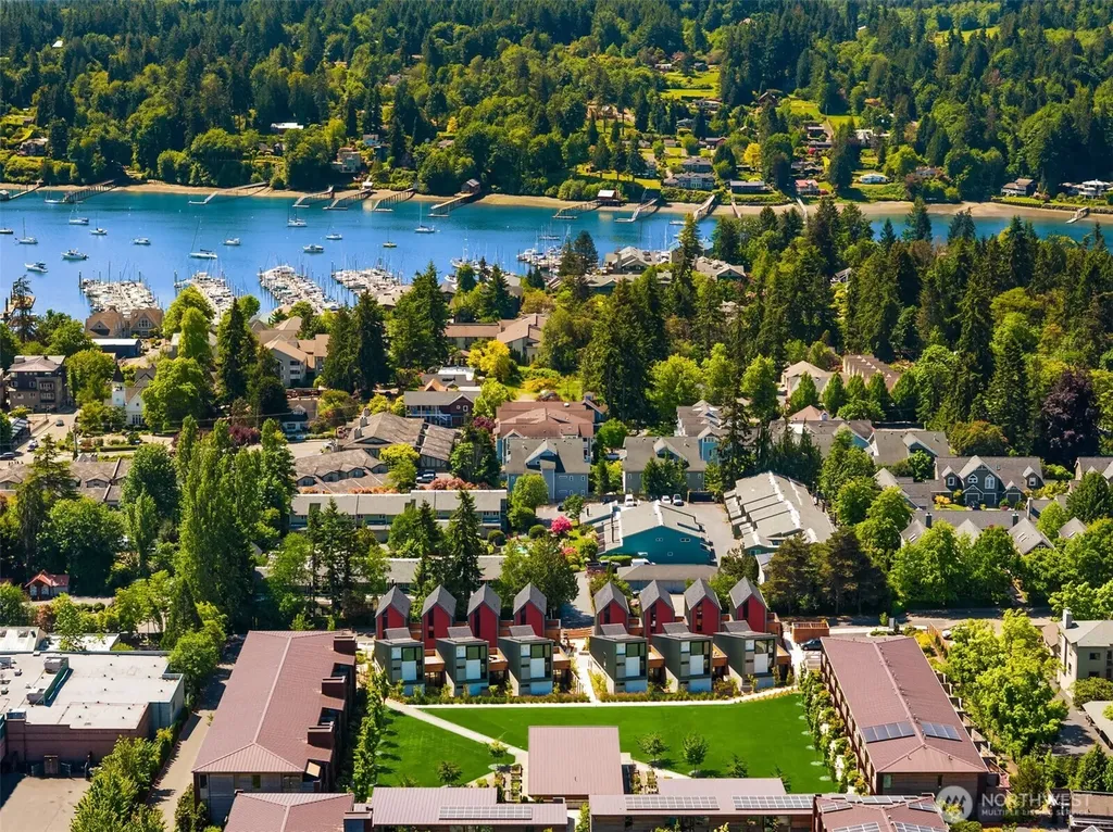226 Canopy Path NW Bainbridge Island WA 98110
