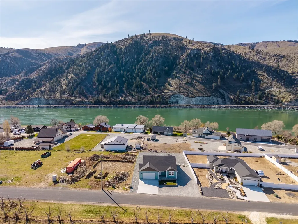 3878 Stayman Flats Road Chelan WA 98816