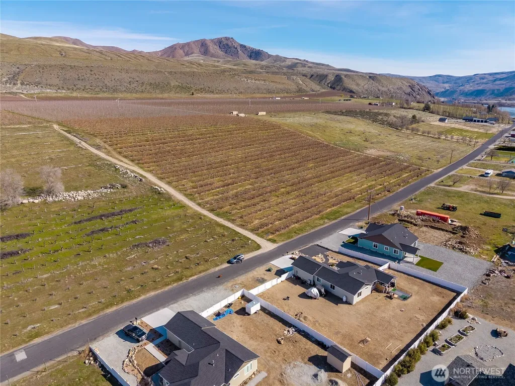 3878 Stayman Flats Road Chelan WA 98816