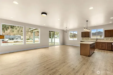 3878 Stayman Flats Road Chelan WA 98816