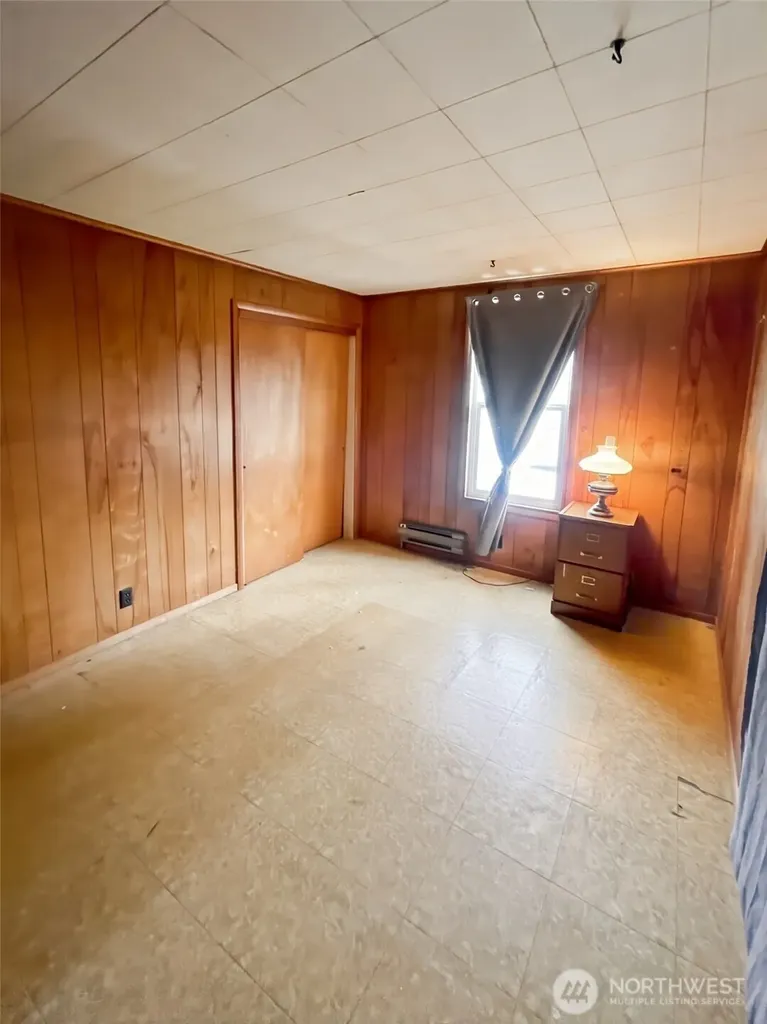 19 Fairley Street Raymond WA 98577