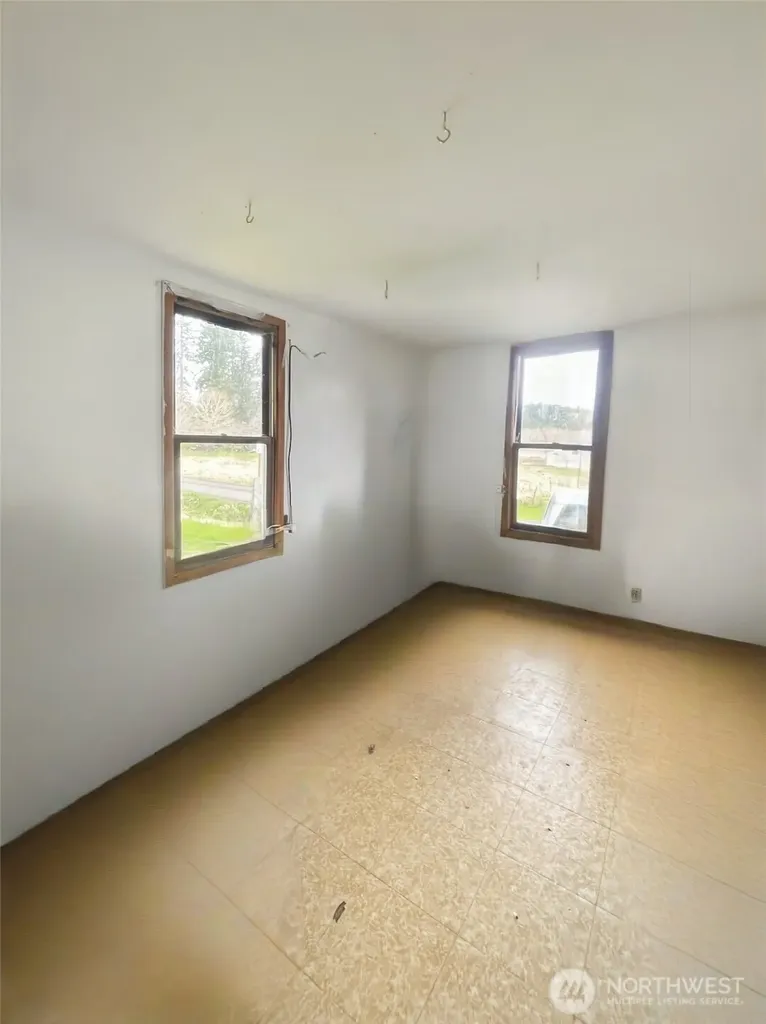 19 Fairley Street Raymond WA 98577