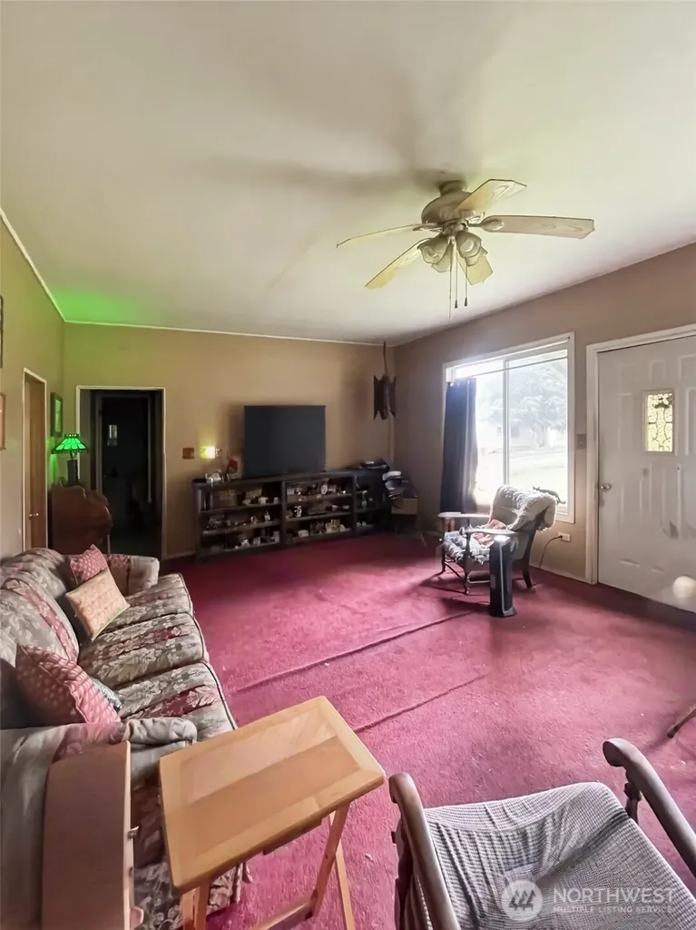 19 Fairley Street Raymond WA 98577