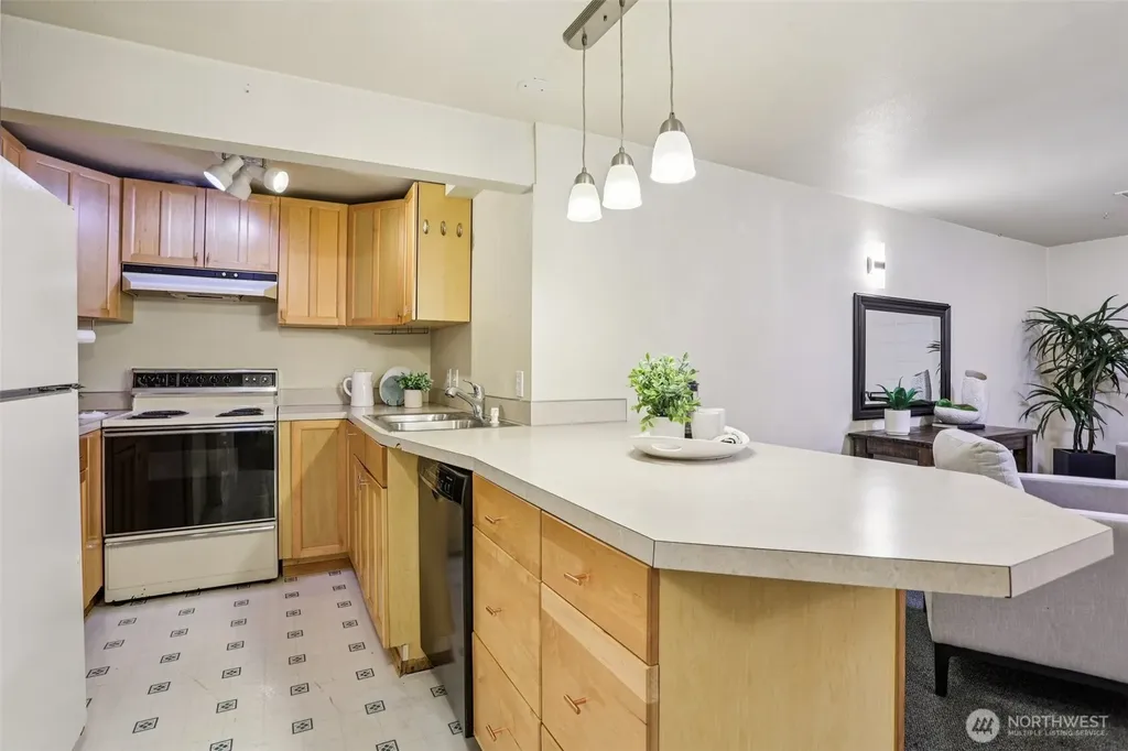 5733 155th Avenue NE Redmond WA 98052