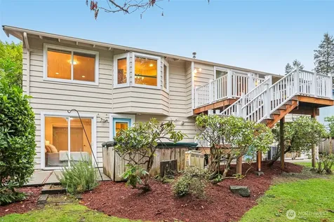 5733 155th Avenue NE Redmond WA 98052