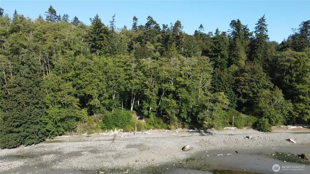 111 Seven Sisters Beach Port Ludlow WA 98358