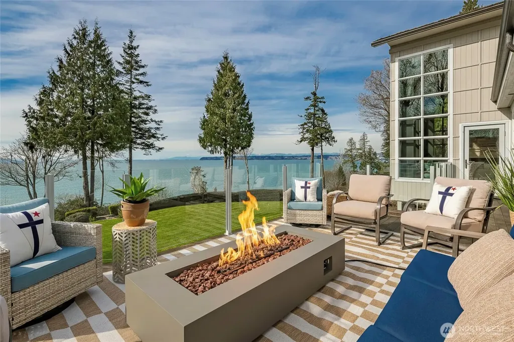 9045 Shearwater Road Blaine WA 98230