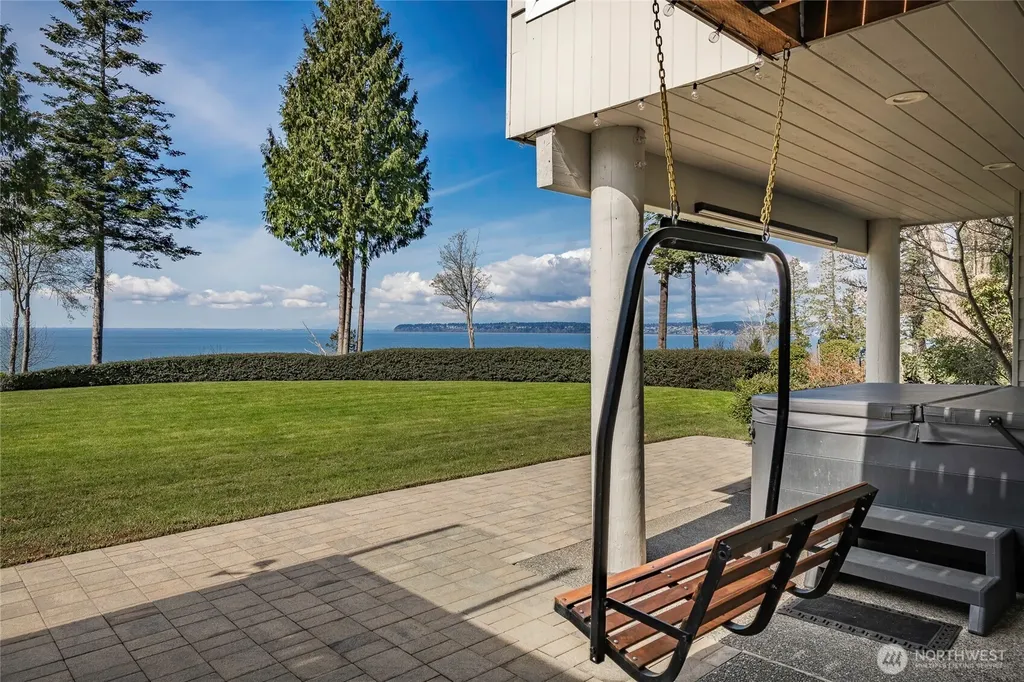 9045 Shearwater Road Blaine WA 98230