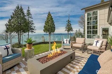 9045 Shearwater Road Blaine WA 98230