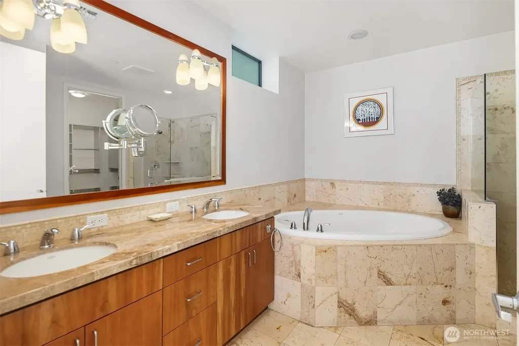 2716 Elliott Avenue Seattle WA 98121
