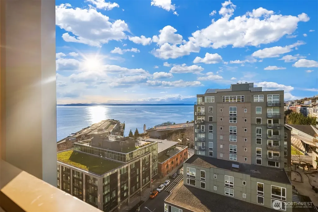 2716 Elliott Avenue Seattle WA 98121