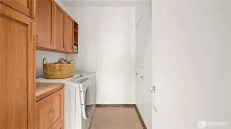 2716 Elliott Avenue Seattle WA 98121