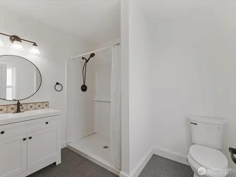 659 State Route 532 Camano Island WA 98282