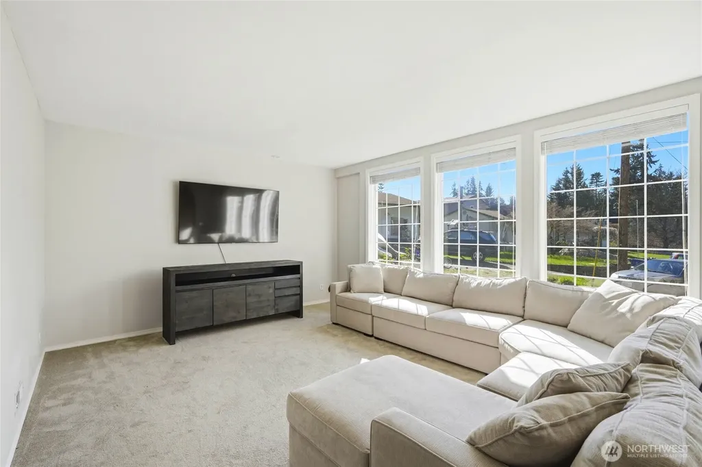 7919 194th Place SW Edmonds WA 98026