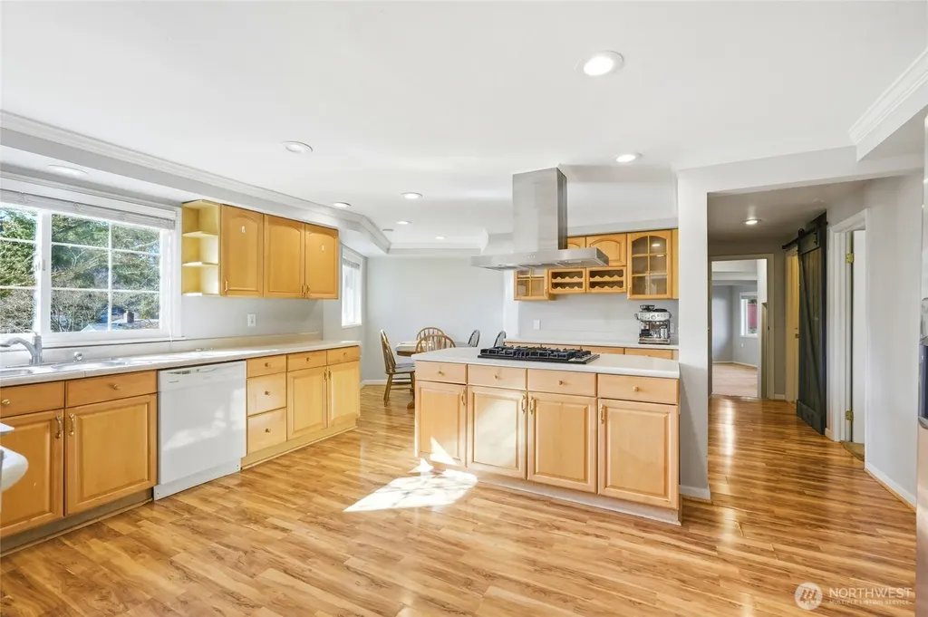 7919 194th Place SW Edmonds WA 98026