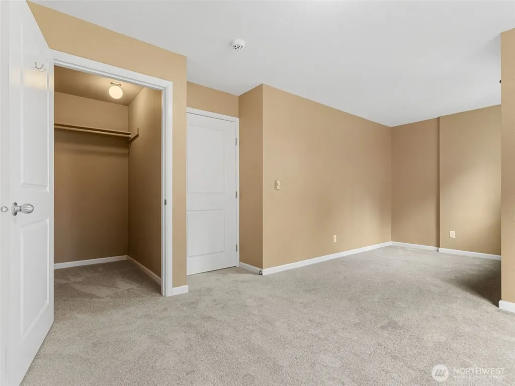 31500 33rd Place SW Federal Way WA 98023