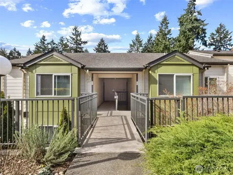31500 33rd Place SW Federal Way WA 98023