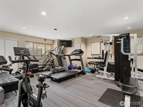 31500 33rd Place SW Federal Way WA 98023