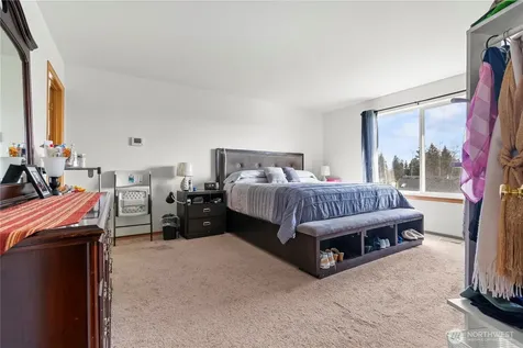 13617 68th Avenue Ct E Puyallup WA 98373