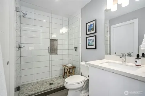 6065 NE 135th Street Kirkland WA 98034
