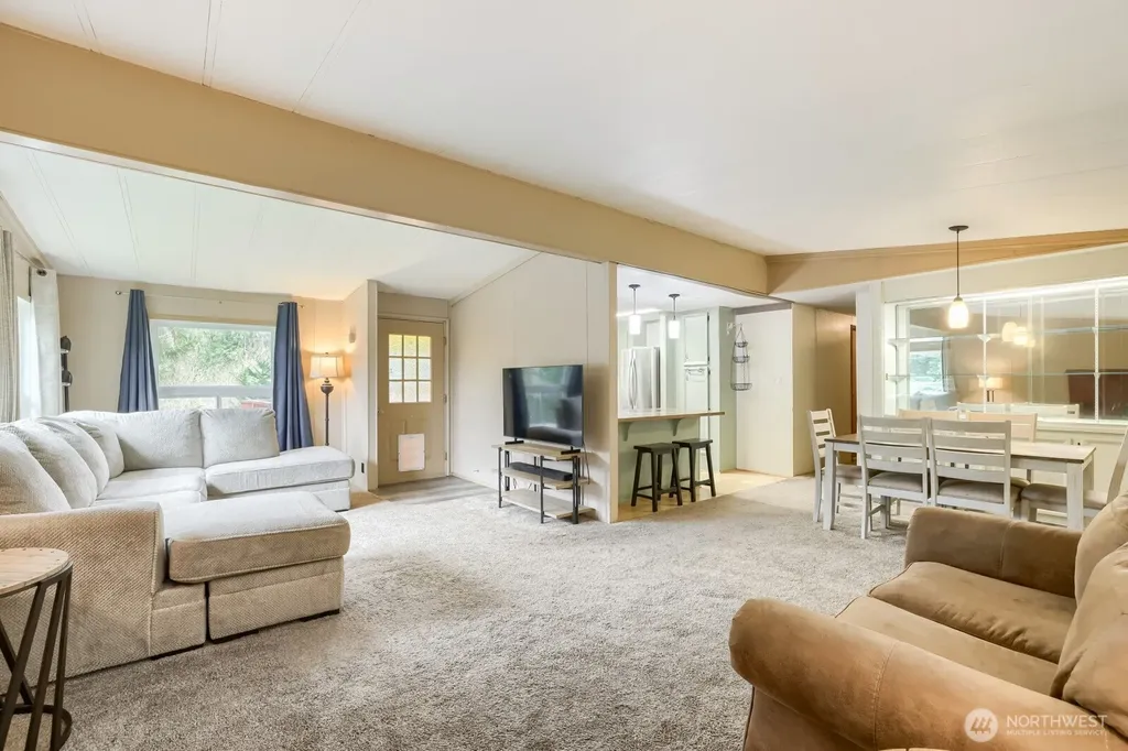 9715 162nd Street SE Snohomish WA 98296
