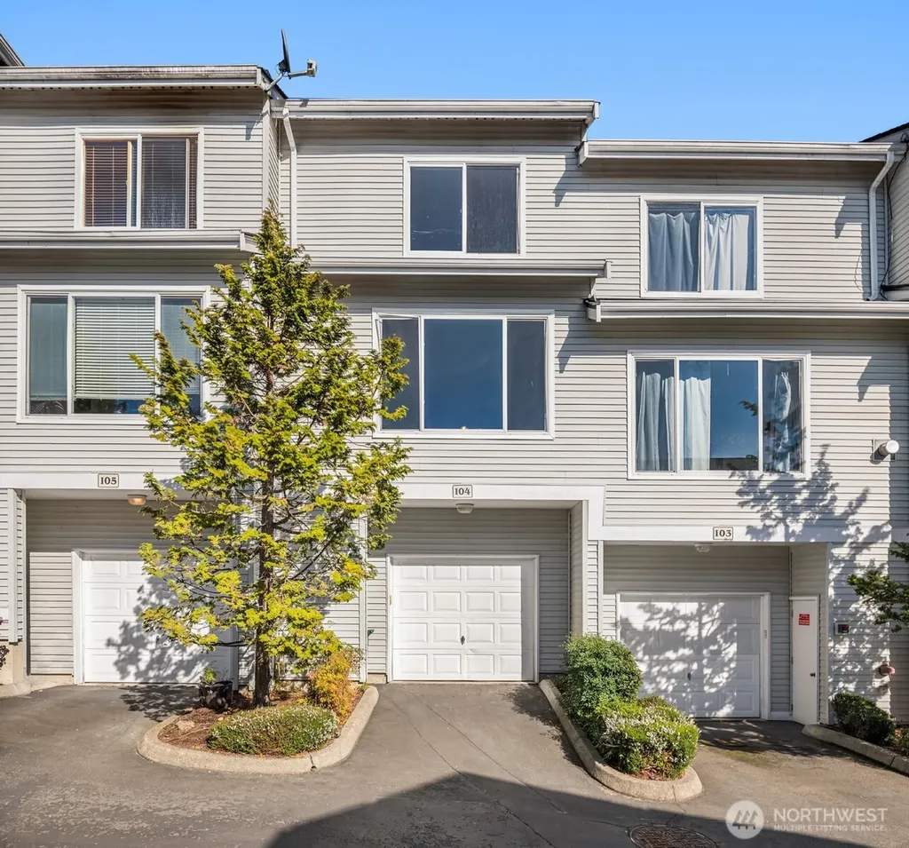 17421 1st Lane NE Duvall WA 98019