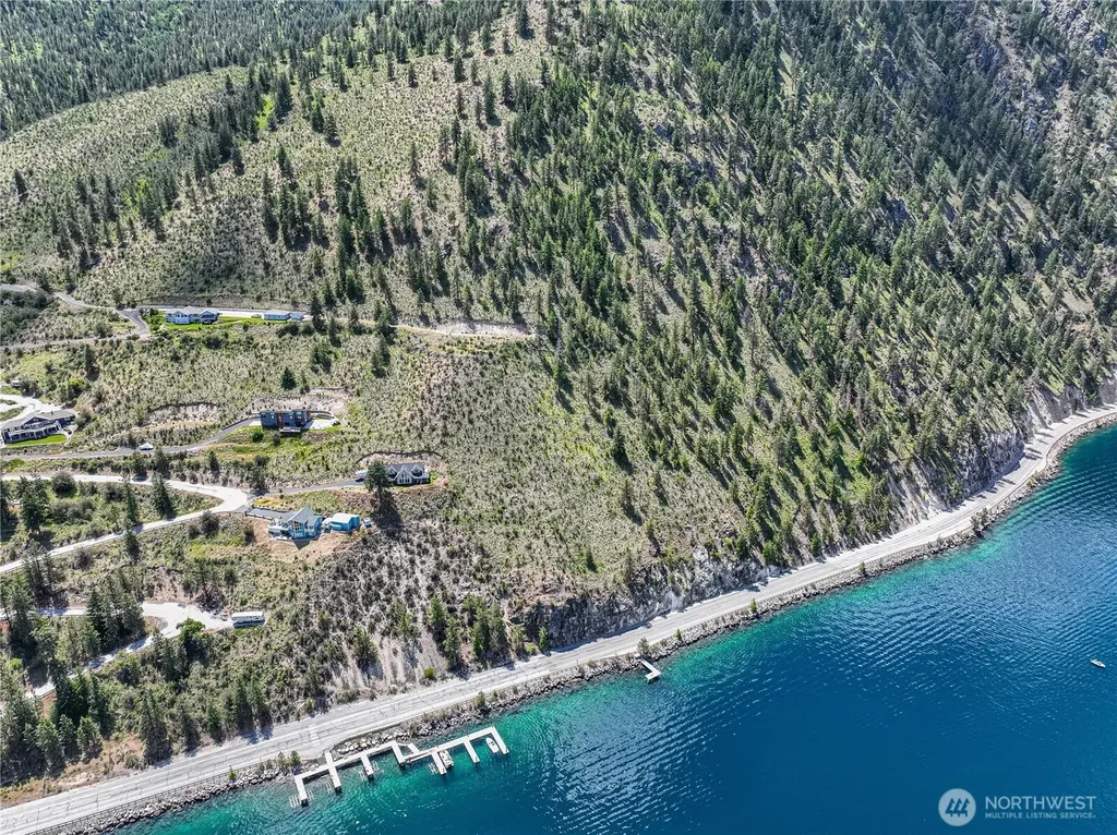 4620 South Lakeshore Road Chelan WA 98816