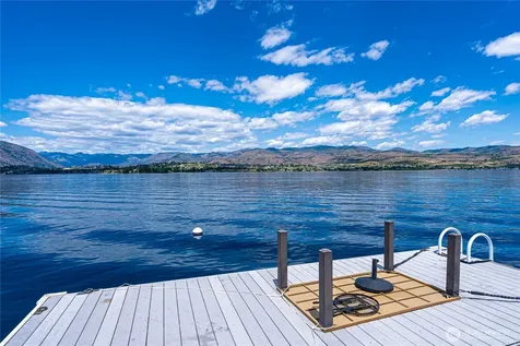 4620 South Lakeshore Road Chelan WA 98816