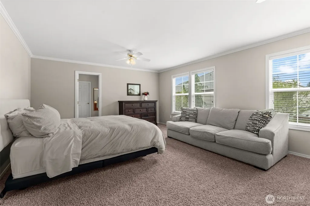 23412 SE 260th Court Maple Valley WA 98038