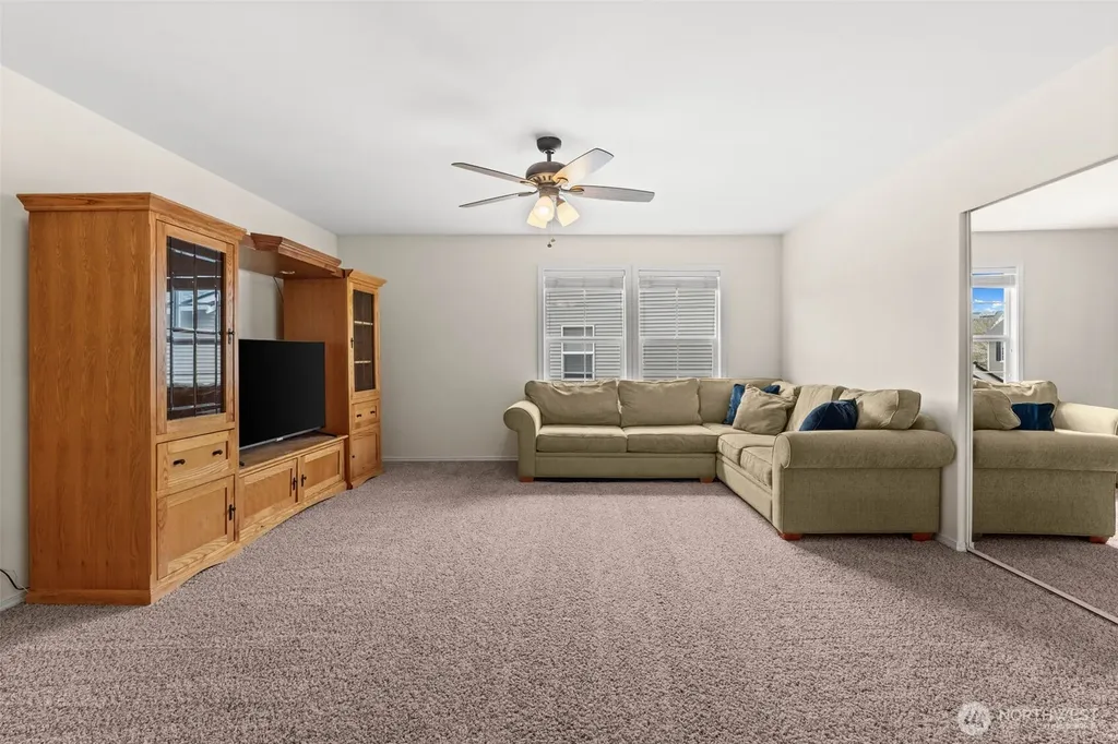 23412 SE 260th Court Maple Valley WA 98038