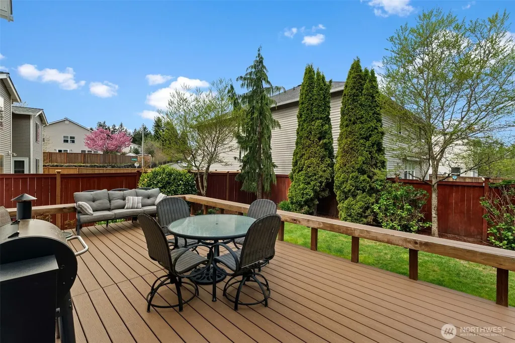 23412 SE 260th Court Maple Valley WA 98038