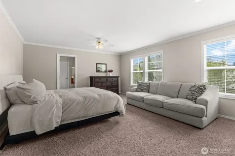 23412 SE 260th Court Maple Valley WA 98038