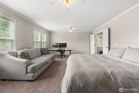 23412 SE 260th Court Maple Valley WA 98038