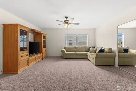 23412 SE 260th Court Maple Valley WA 98038