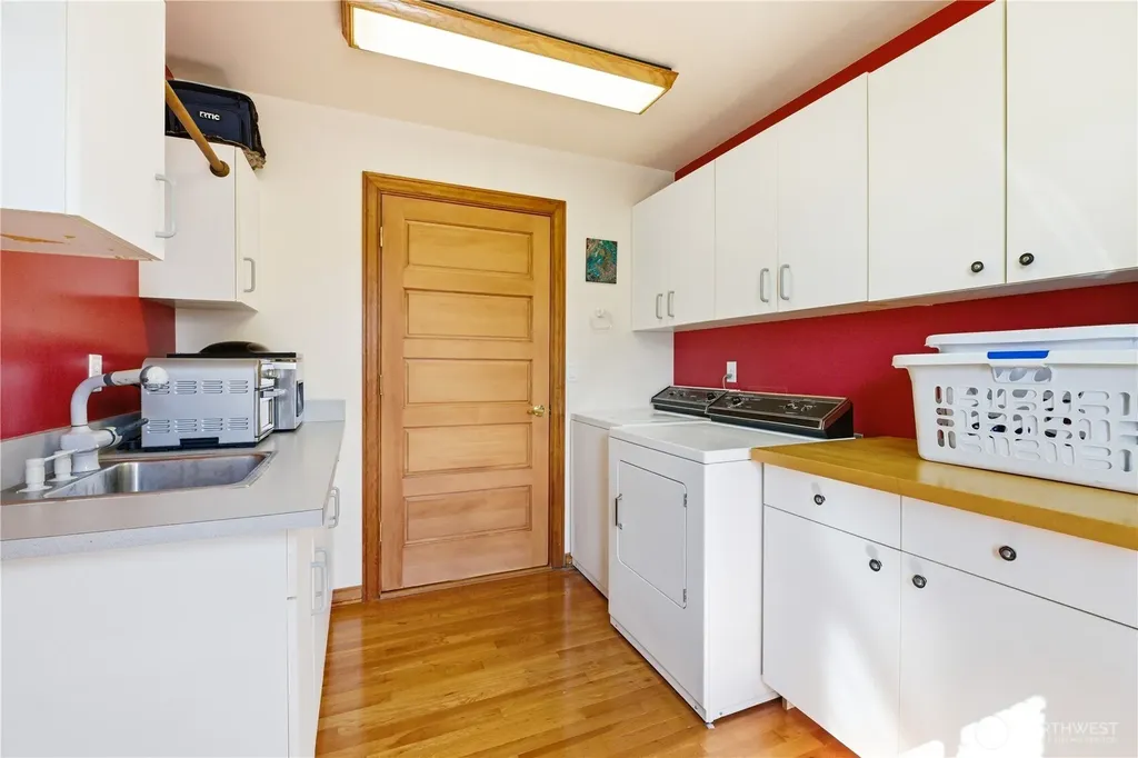 201 N Beach Drive Port Ludlow WA 98365