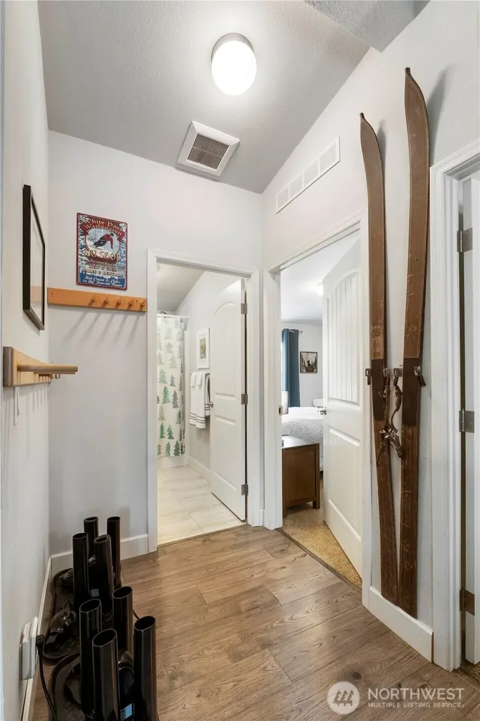 138 Sherwood Lane Packwood WA 98361