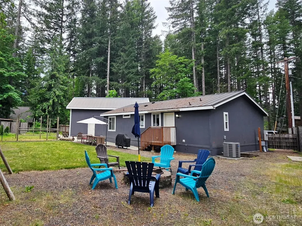 138 Sherwood Lane Packwood WA 98361