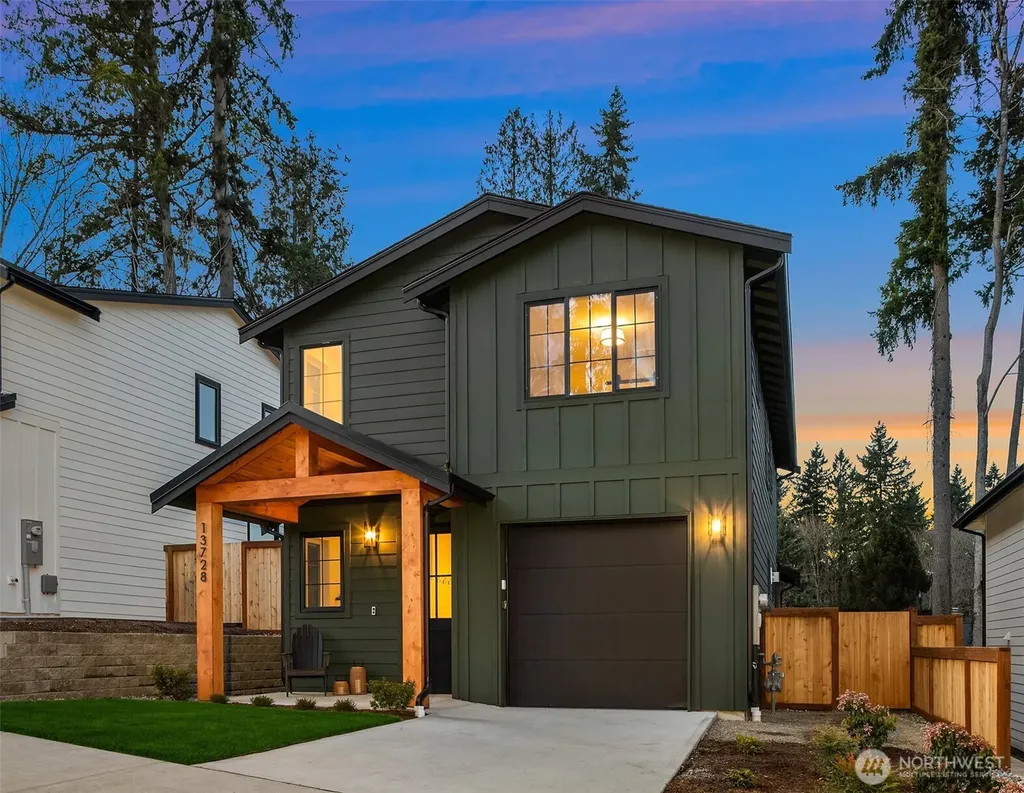 13728 101st Street Kirkland WA 98033