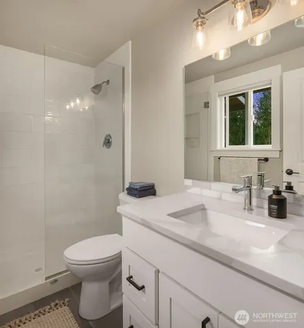 17407 3rd Avenue SE Bothell WA 98012