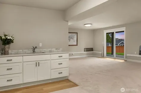 17407 3rd Avenue SE Bothell WA 98012