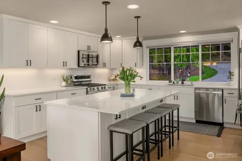 17407 3rd Avenue SE Bothell WA 98012
