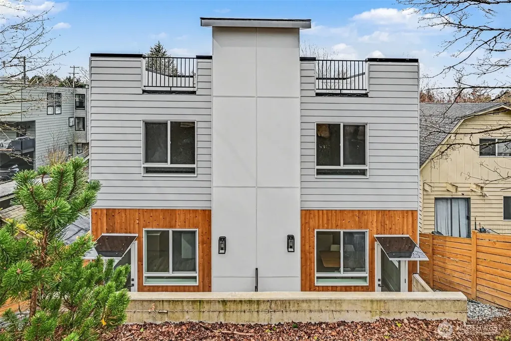 7776 Highland Park Way SW Seattle WA 98106
