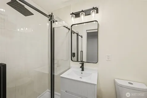 7776 Highland Park Way SW Seattle WA 98106