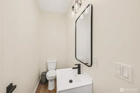 7776 Highland Park Way SW Seattle WA 98106