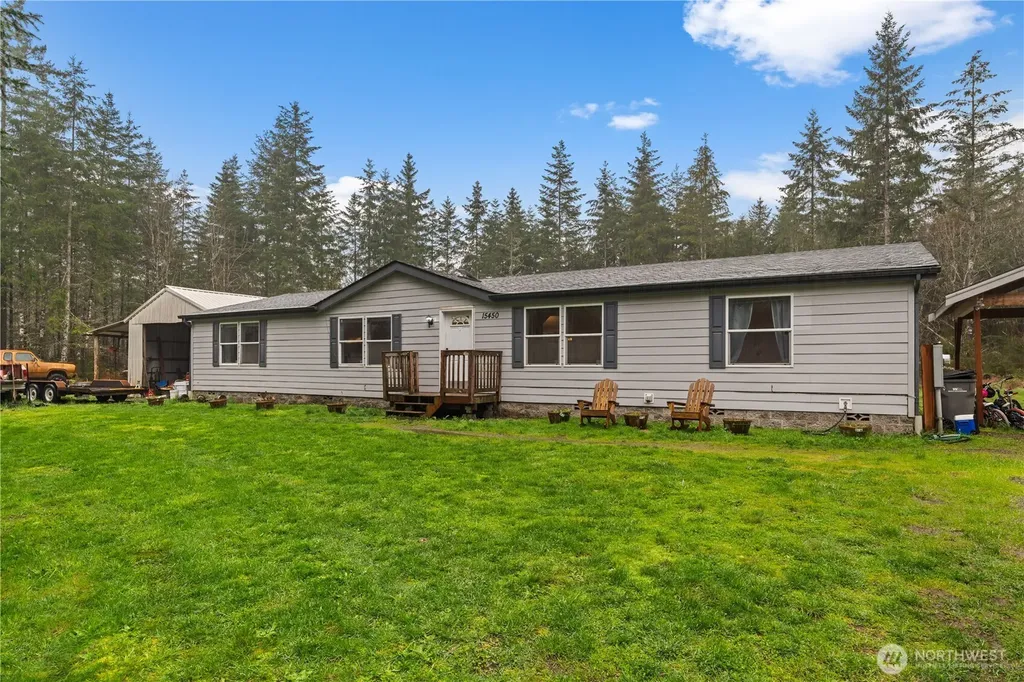 15450 Diaz Place SW Port Orchard WA 98367