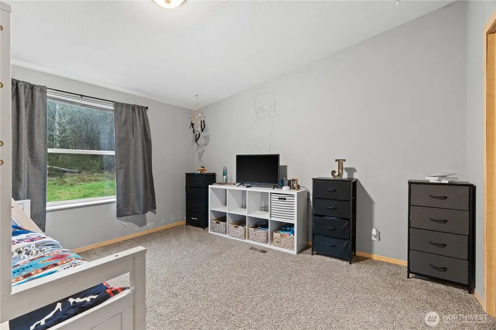 15450 Diaz Place SW Port Orchard WA 98367