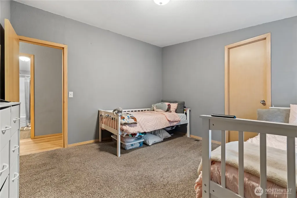 15450 Diaz Place SW Port Orchard WA 98367